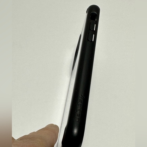 OTTERBOX iPhone 11 Pro cases ,pink Pop Figura Series Ultra Soft Touch and 2 more - Picture 13 of 16